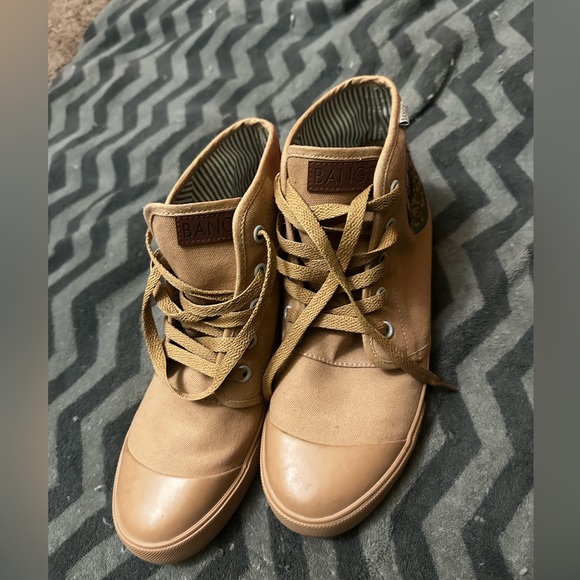 Bangs Hi-Tops - Picture 3 of 6